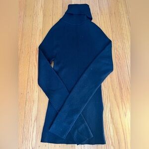 Banana Republic Women's Black Ribbed Turtleneck XS